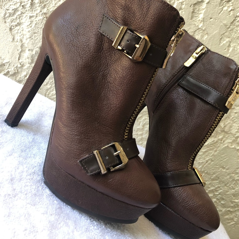 NEW BCBG STYLE “WISH”. Purchased at Dillard’s.